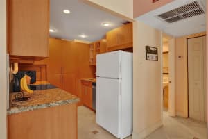 11111 Biscayne Blvd 9H, Miami, FL 33181 Sold 09/06/24