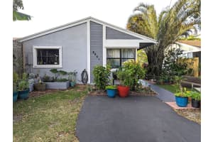 8001 NW 41st Ct, Sunrise, FL 33351 Sold 07/31/24