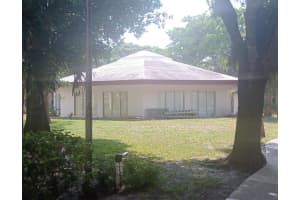 2601 NW 48th Ter 142, Lauderdale Lakes, FL 33313 - MLS#F10439390