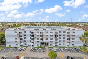 8261 NW 8th St 228, Miami, FL 33126 Sold 12/23/24