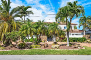 937 Fern, Delray Beach, FL 33483 Sold 08/31/24