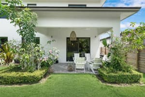 2980 SE 3rd St, Homestead, FL 33033 Sold 06/25/24