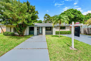 2708 NE 16th Ave, Wilton Manors, FL 33334 Sold 01/31/25