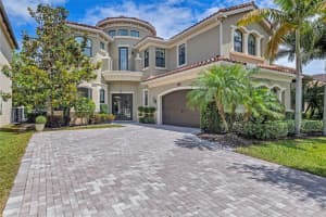 8253 Banpo Bridge Way, Delray Beach, FL 33446 Sold 06/20/24
