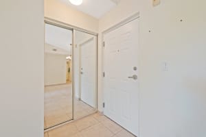 10135 W Sunrise Blvd APT 301, Plantation, FL 33322, Sold 08/12/24