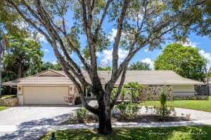 6692 N Grande Dr, Boca Raton, FL 33433 Sold 08/01/24