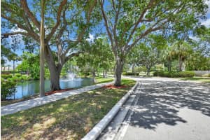 1025 W Fairfax Circle, Boynton Beach, FL 33436 Sold 06/28/24