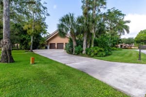 7210 Darby Ln, Parkland, FL 33067 Sold 05/12/25