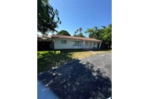 2001 NW 35th St, Oakland Park, FL 33309 Sold 07/29/24