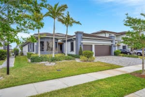 10495 Mira Vista Dr, Parkland, FL 33076 Sold 08/16/24