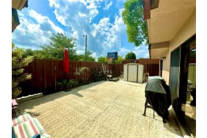 4121 Wimbledon Dr, Cooper City, FL 33026 Sold 06/28/24