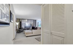 1200 Saint Charles Pl 317, Pembroke Pines, FL 33026 Sold 12/23/24