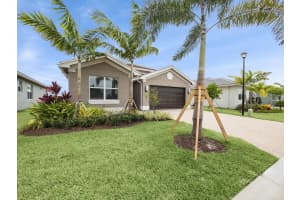 11697 SW Oceanus, Port Saint Lucie, FL 34987 Sold 07/25/24