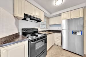 18740 NE 18th Ave 142, Miami, FL 33179 Sold 07/03/24