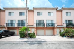 2027 SE 10th Ave 722, Fort Lauderdale, FL 33316 Sold 09/30/24