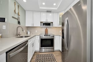 2027 SE 10th Ave 722, Fort Lauderdale, FL 33316 Sold 09/30/24