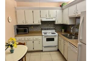 2860 Somerset Dr 114K, Lauderdale Lakes, FL 33311 Sold 08/09/24