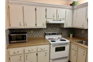 2860 Somerset Dr 114K, Lauderdale Lakes, FL 33311 Sold 08/09/24