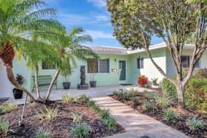 525 NE 28th Dr, Wilton Manors, FL 33334 Sold 09/30/24