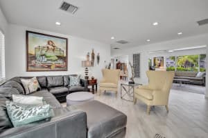 525 NE 28th Dr, Wilton Manors, FL 33334 Sold 09/30/24