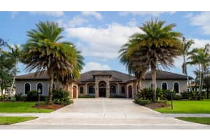 10500 N Camelot Cir, Davie, FL 33328 Sold 11/26/24