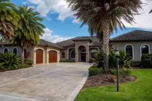 10500 N Camelot Cir, Davie, FL 33328 Sold 11/26/24