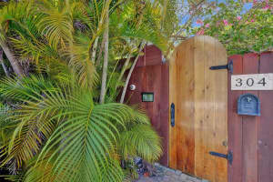 304 SW 9th St, Fort Lauderdale, FL 33315 Sold 10/02/24