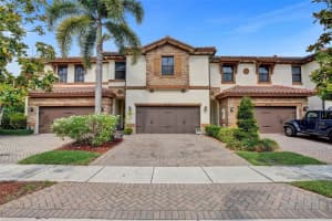 8403 Lakeview Trail 8403, Parkland, FL 33076 Sold 08/30/24