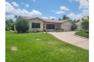 1572 SE 5th Ct, Deerfield Beach, FL 33441 Sold 06/28/24