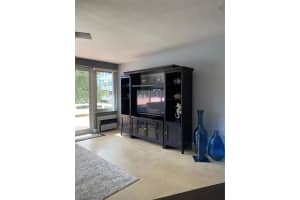 3233 NE 34th St APT 210, Fort Lauderdale, FL 33308, Sold 07/12/24