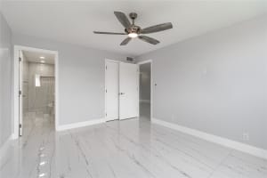 361 S Hollybrook Dr 105, Pembroke Pines, FL 33025 Sold 08/16/24