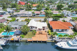 2336 SE 13th Ct, Pompano Beach, FL 33062 Sold 10/25/24