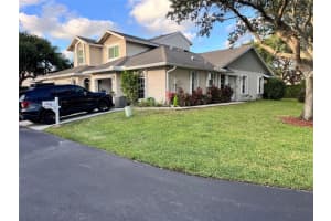 4 Erwood Pl, Boynton Beach, FL 33426 Sold 08/23/24