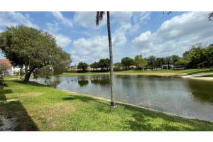 5539 Courtyard Dr 5539, Margate, FL 33063 Sold 11/25/24