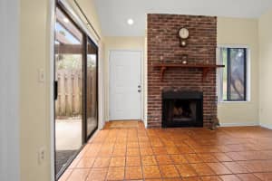 4012 Palm Bay Cir B, West Palm Beach, FL 33406 Sold 06/28/24