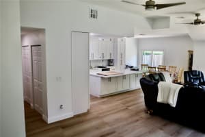 8912 Lake Park Cir S, Davie, FL 33328, Sold 06/28/24