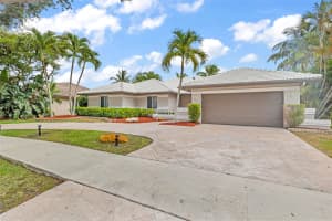 9185 Old Orchard Rd, Davie, FL 33328 Sold 10/30/24