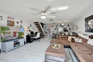 2700 S Oakland Forest Dr 301, Oakland Park, FL 33309 Sold 07/31/24