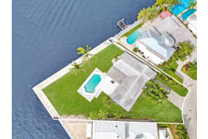 35 CASTLE HARBOR ISLE, Fort Lauderdale, FL 33308 Sold 08/23/24