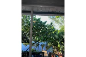 2000 Riverside Pl 3, Wilton Manors, FL 33305 Sold 08/27/24