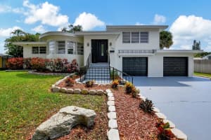 950 NW 17th Ave, Boca Raton, FL 33486 Sold 07/12/24