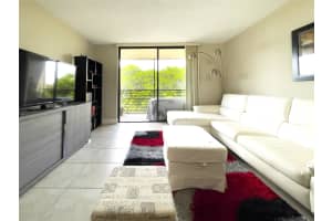 1000 Colony Point Cir 505, Pembroke Pines, FL 33026 Sold 07/30/24