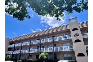 9181 Sunrise Lakes Blvd 104, Sunrise, FL 33322 Sold 01/10/25
