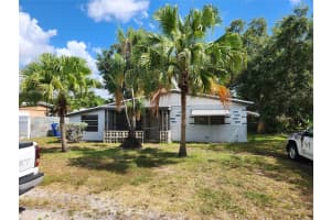 5721 Greene St, Hollywood, FL 33021 Sold 07/05/24