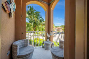 4851 Bonsai Cir 203, Palm Beach Gardens, FL 33418 Sold 07/31/24