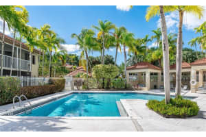 9239 NW 9th Pl 9209, Plantation, FL 33324 Sold 11/04/24