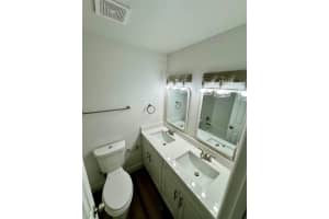 822 POPLAR LN, Melbourne, FL 32901 Sold 07/15/24