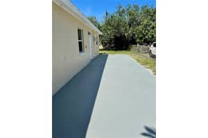822 POPLAR LN, Melbourne, FL 32901 Sold 07/15/24