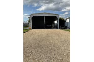 2527 SE 32nd St, Okeechobee, FL 34974 Sold 09/30/24