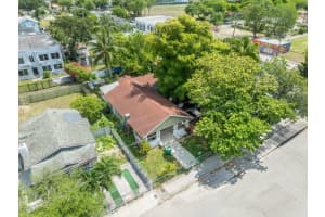221 NW 33rd St, Miami, FL 33127 Sold 06/06/25